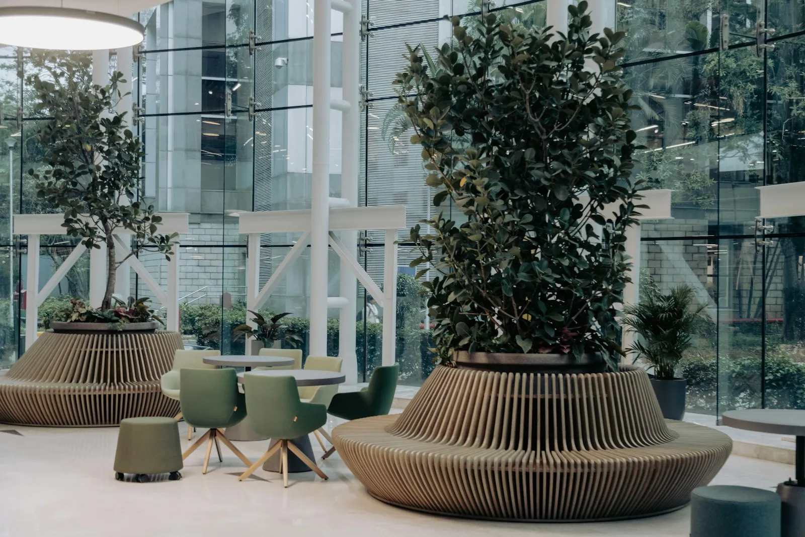 A commercial atrium and common seating area